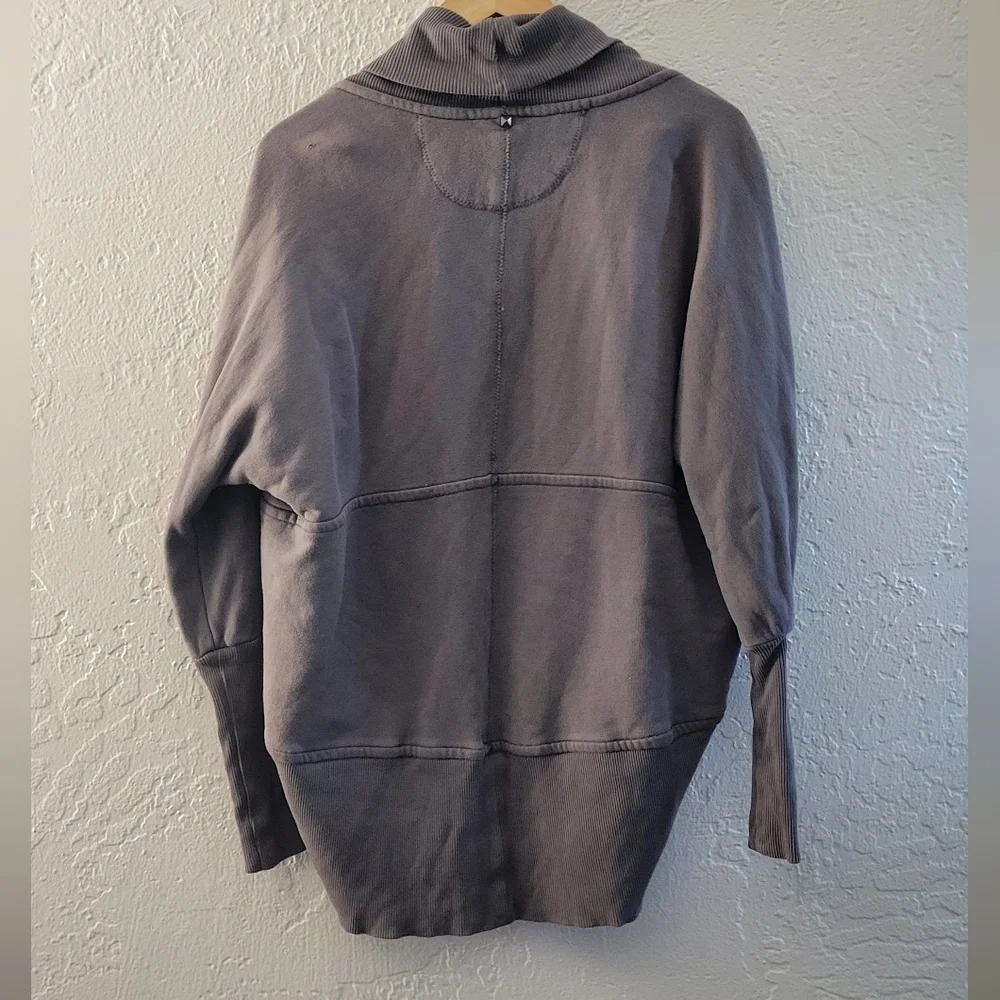 Aritzia Wilfred Diderot Cocoon Oversized Sweater Size Small